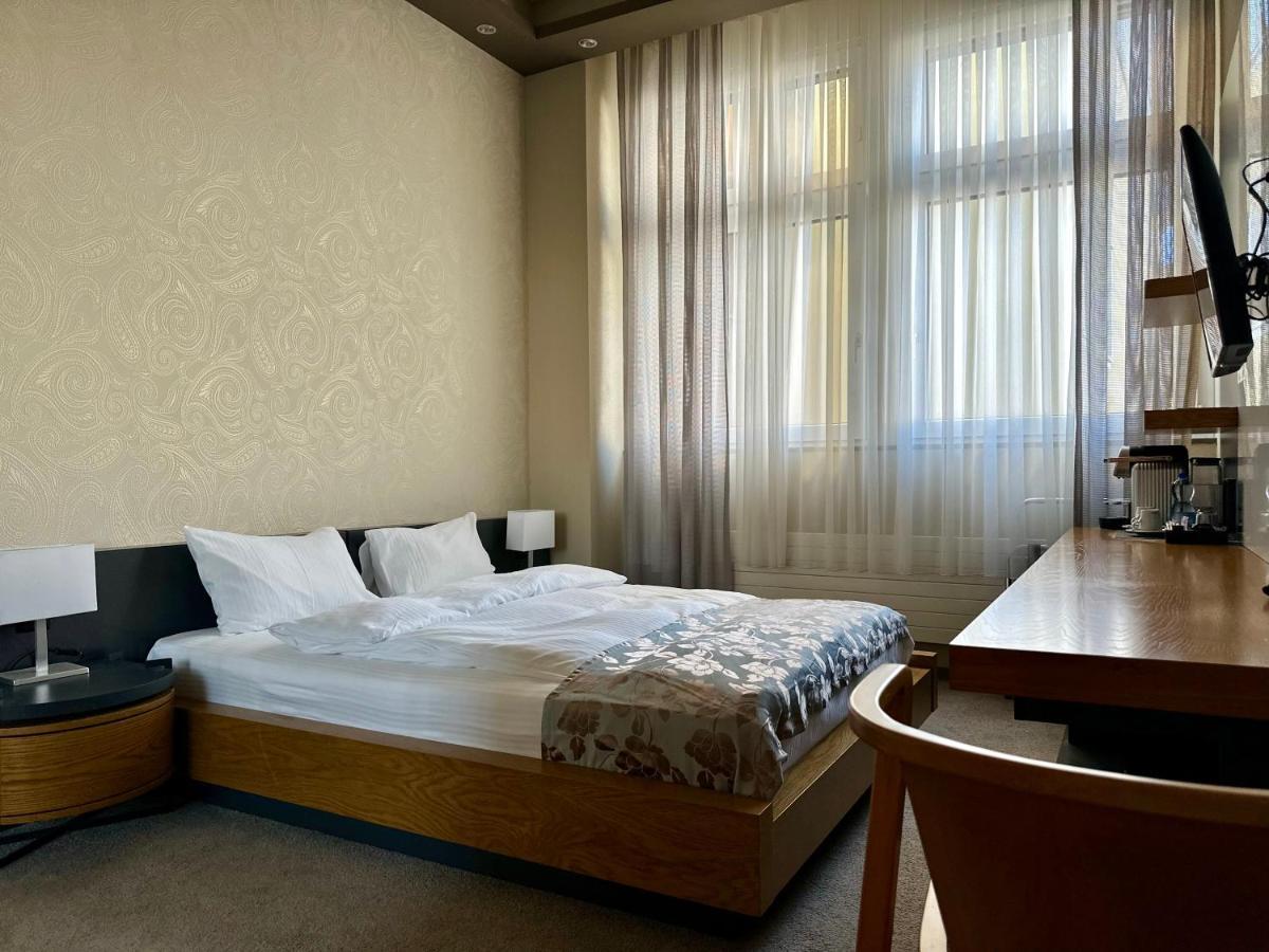 Plaza Hotel Winterthour Extérieur photo